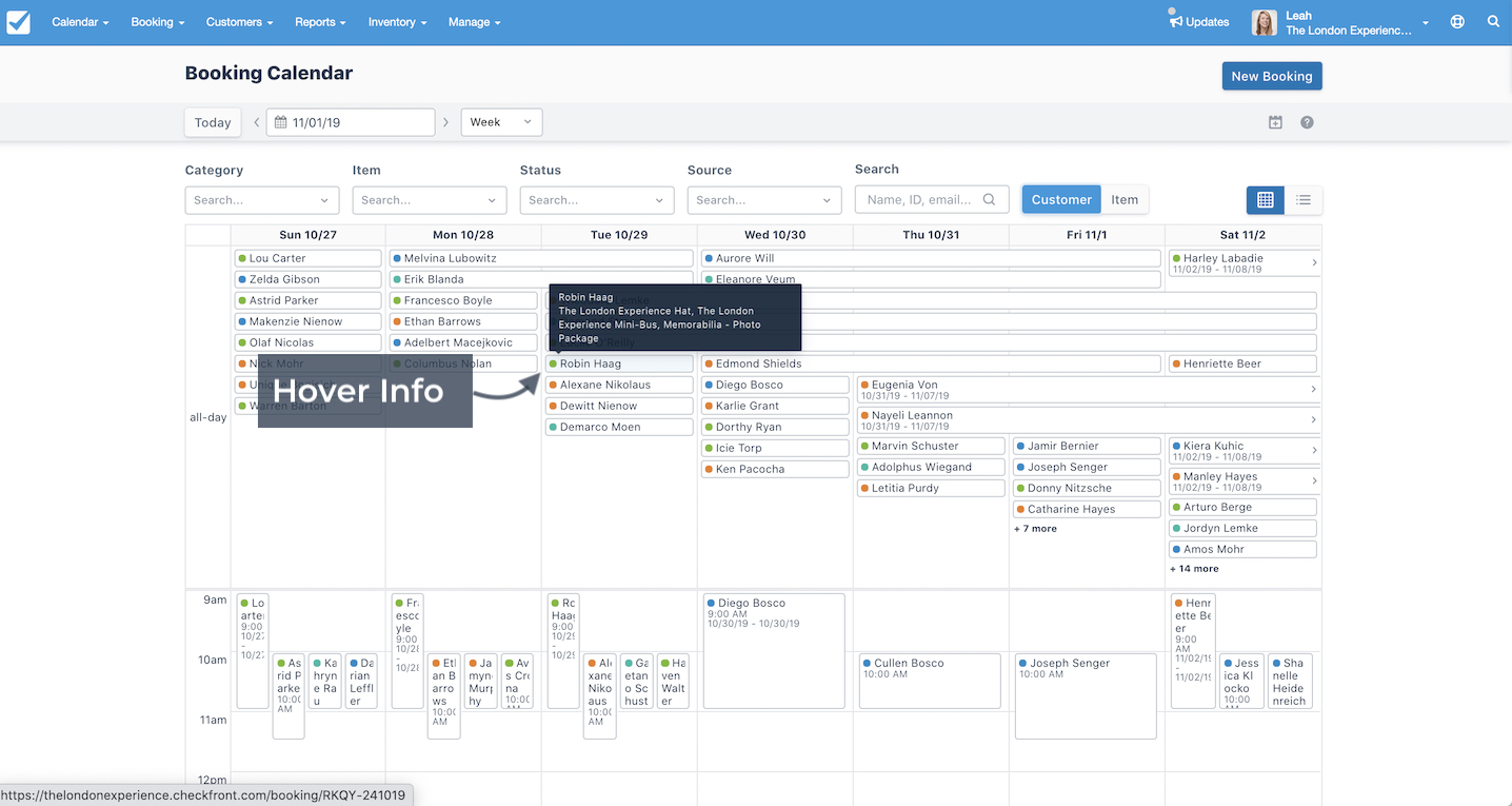 Booking calendar in week view showing hover details with additional booking information.