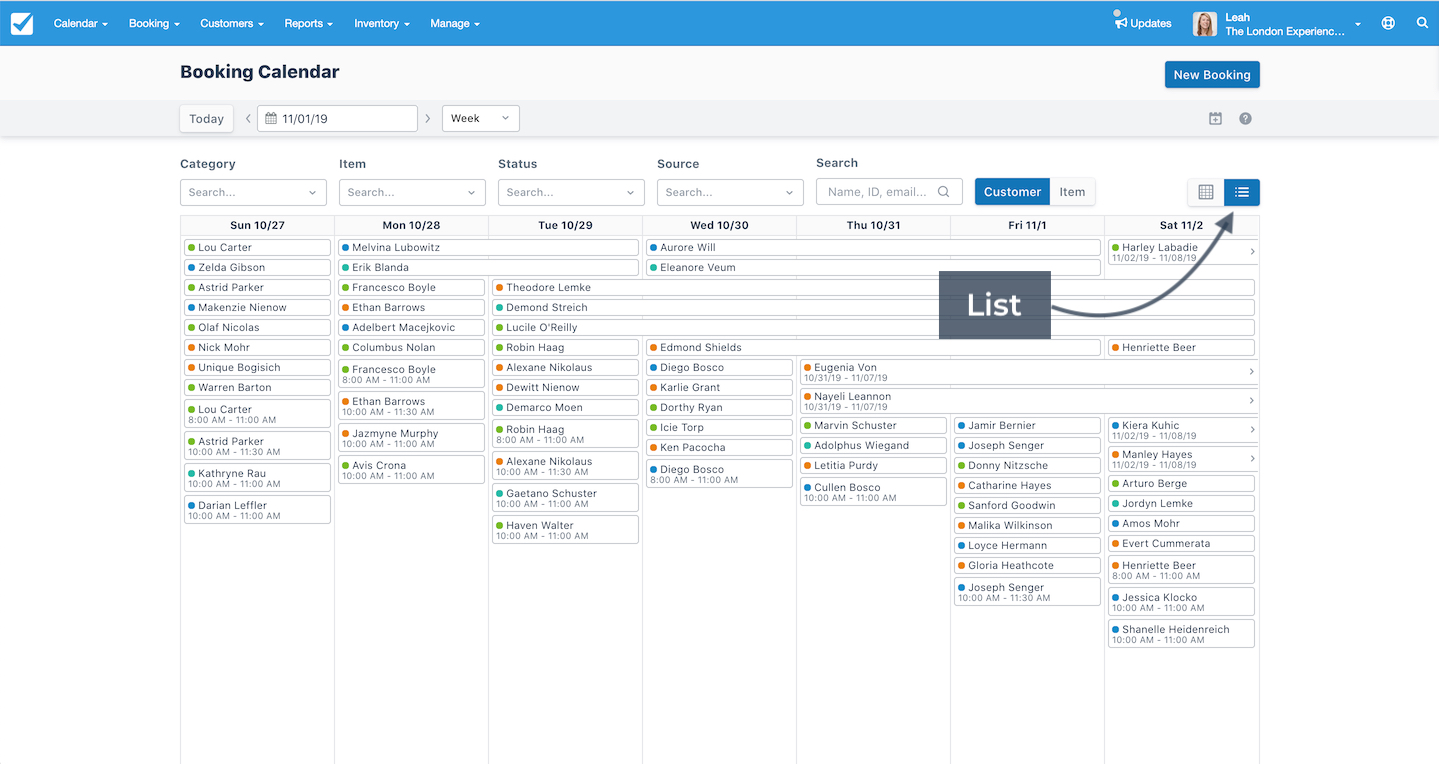 Booking calendar in week view highlighting the list layout option.