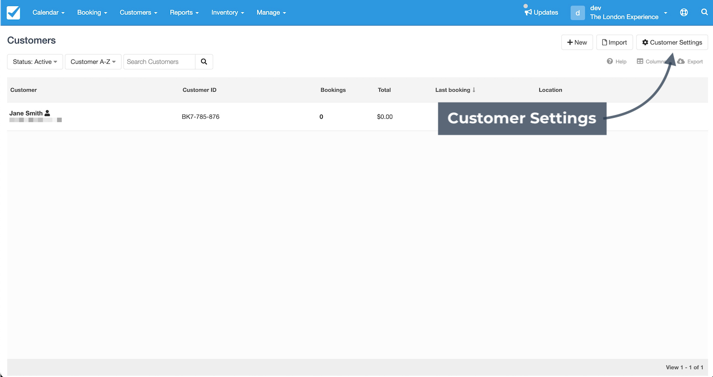 The Customers page shows a list of active customers with a highlighted arrow pointing to the Customer Settings button in the top right corner.